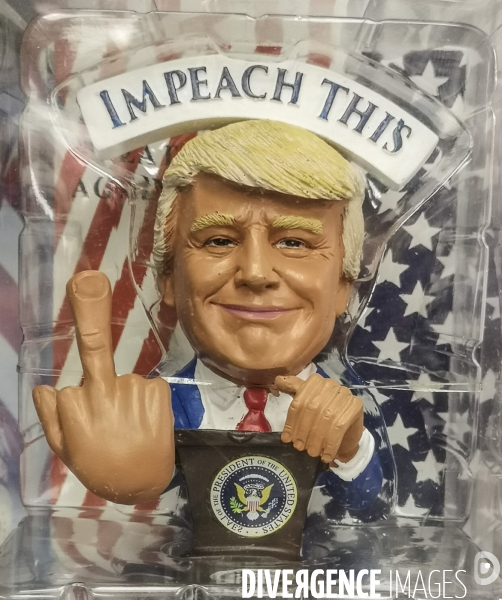 Statuette trump impeachment