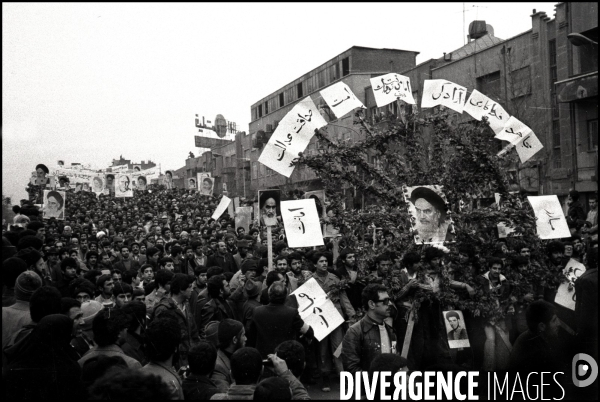 40 ans après Révolution Islamique de1979 en Iran. 40 years after Iran s 1979 Islamic Revolution.