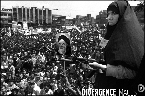 40 ans après Révolution Islamique de1979 en Iran. 40 years after Iran s 1979 Islamic Revolution.