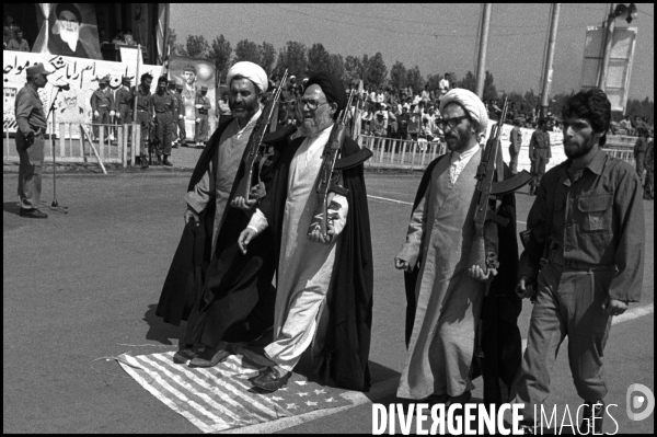 40 ans après Révolution Islamique de1979 en Iran. 40 years after Iran s 1979 Islamic Revolution.