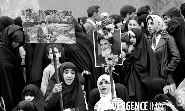 40 ans après Révolution Islamique de1979 en Iran. 40 years after Iran s 1979 Islamic Revolution.