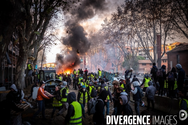 Toulouse : manifestation des gilets jaunes - episode 4