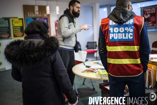 La Courneuve, agence EDF ouverte par la CGT.