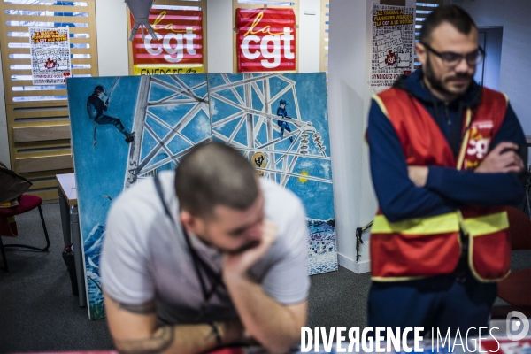 La Courneuve, agence EDF ouverte par la CGT.