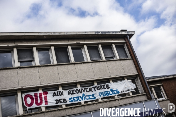 La Courneuve, agence EDF ouverte par la CGT.