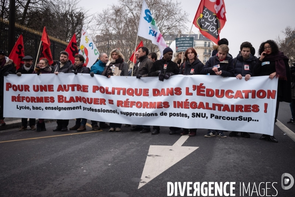 Manifestation et grève dans l éducation