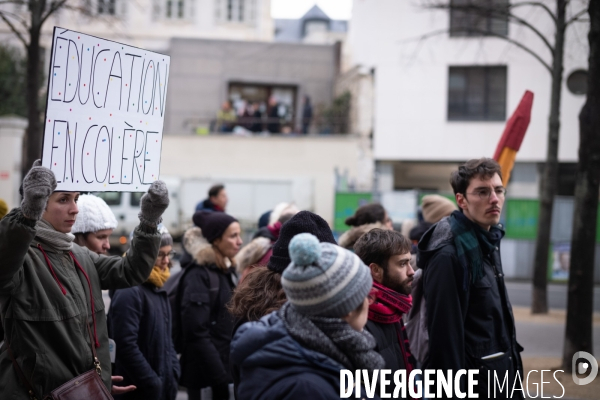 Manifestation et grève dans l éducation