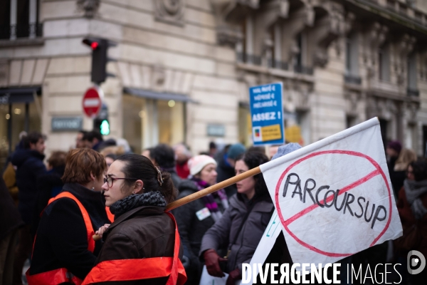 Manifestation et grève dans l éducation