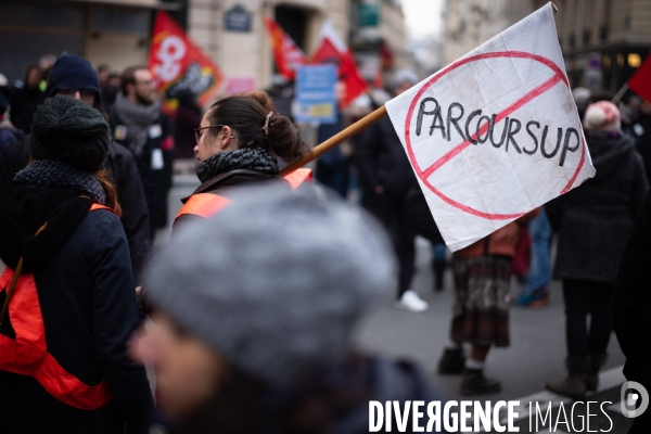 Manifestation et grève dans l éducation