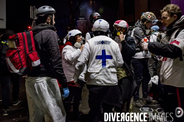 Gilets Jaunes Paris Acte XI -  La Nuit Jaune ecourtee