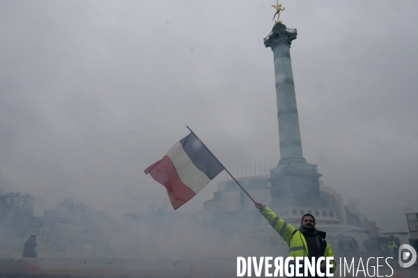 Manifestation gilets jaunes a Paris, Yellow Vests, Gilets JaunesÊprotest in Paris.