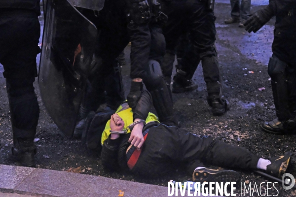 Manifestation gilets jaunes a Paris, Yellow Vests, Gilets Jaunes protest in Paris.