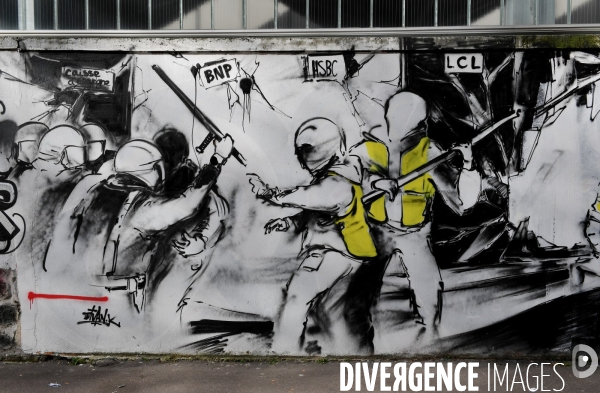 Fresque pro gilets jaunes rue d Aubervilliers à Paris