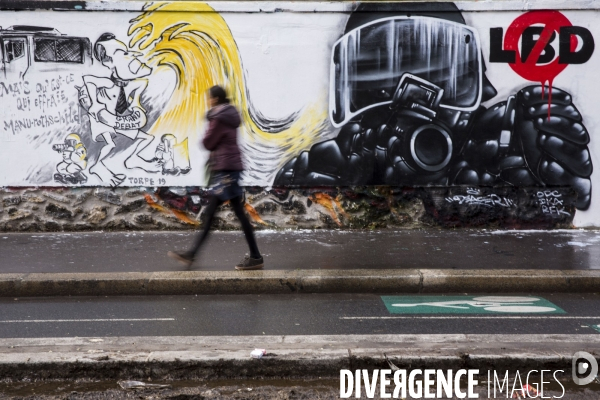 Une fresque murale de 300m de long sur le mouvement des gilets jaunes.