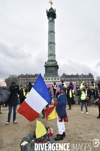 Manifestation Gilets jaunes, marche blanche pour les blessés du 2 février 2019 à Paris.