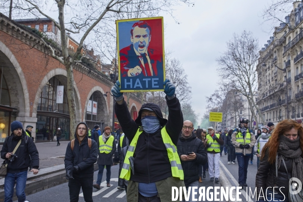 Manifestation  blesses  gilets jaunes Paris