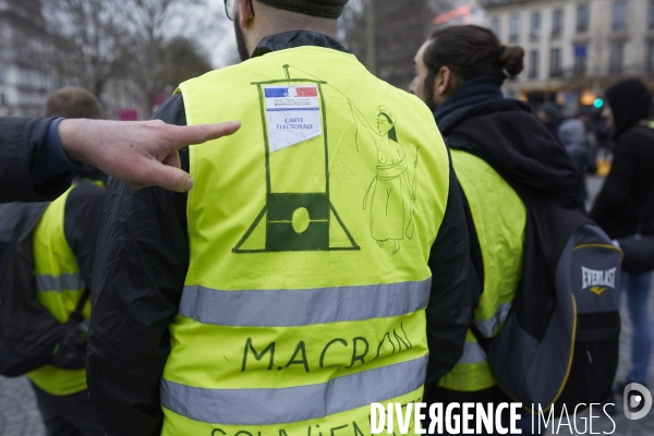 Manifestation  blesses  gilets jaunes Paris