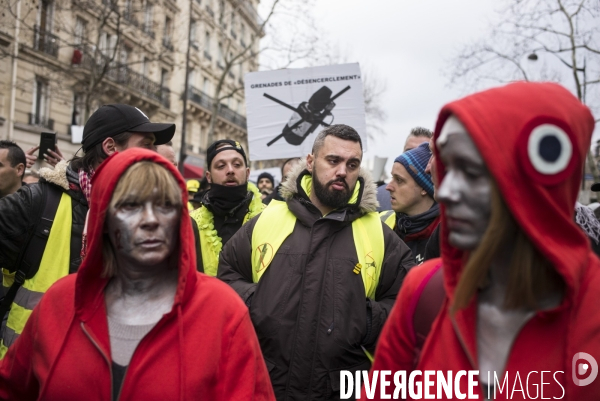 Acte 12 des gilets jaunes a paris.