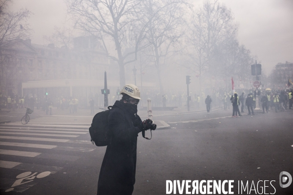 Acte 12 des gilets jaunes a paris.