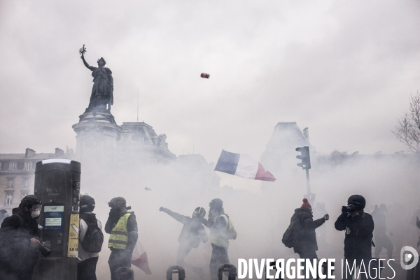 Acte 12 des gilets jaunes a paris.