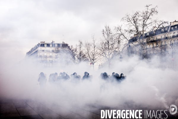 Acte 12 des gilets jaunes a paris.