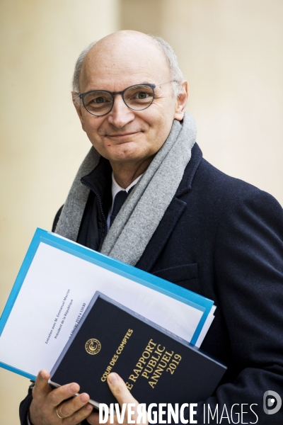 Didier MIGAUD à l Elysée pour la remise du rapport de la Cour des Comptes.