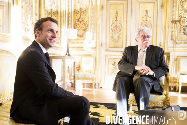 Les chefs des groupes politiques de l Assemblée Nationale reçus à l Elysée.