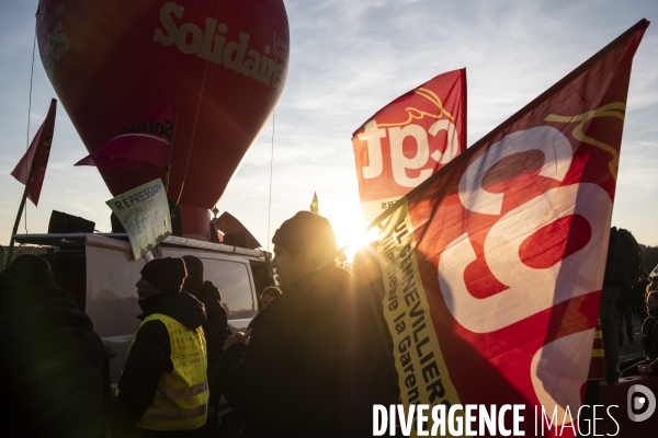 Gilets Jaunes et syndicats marchent ensemble