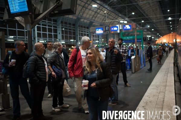 Une délégation de l usine Ford Europe Industries de Blanquefort (FAI) au Mondial de l auto à Paris, à l appel des syndicats CGT et CFTC.