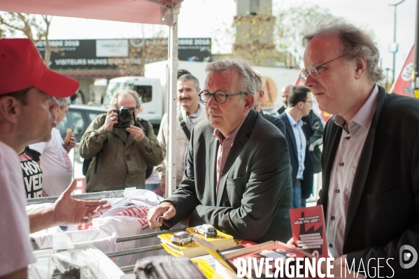 Une délégation de l usine Ford Europe Industries de Blanquefort (FAI) au Mondial de l auto à Paris, à l appel des syndicats CGT et CFTC.