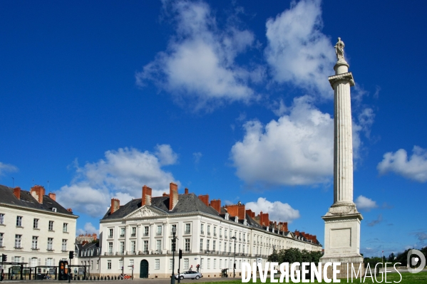 NANTES : Place Maréchal FOCH
