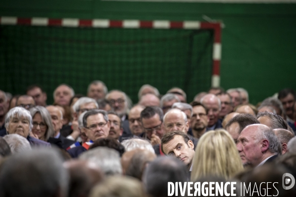 Emmanuel Macron : Grand Débat à Bourgtheroulde , Eure