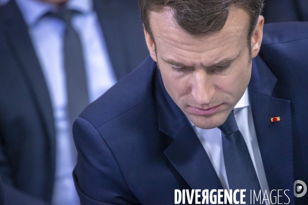 Emmanuel Macron : Grand débat à Evry-Courcouronnes