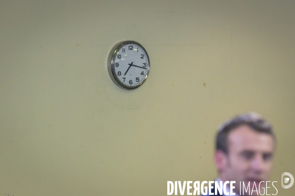 Emmanuel Macron : Grand débat à Evry-Courcouronnes