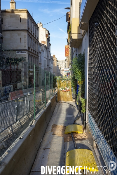 La rue d Aubagne à MArseille, 3 mois après le drame