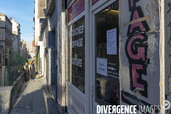 La rue d Aubagne à MArseille, 3 mois après le drame