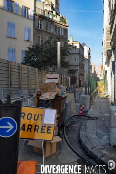 La rue d Aubagne à MArseille, 3 mois après le drame