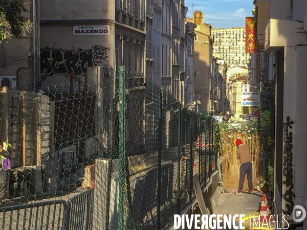 La rue d Aubagne à MArseille, 3 mois après le drame