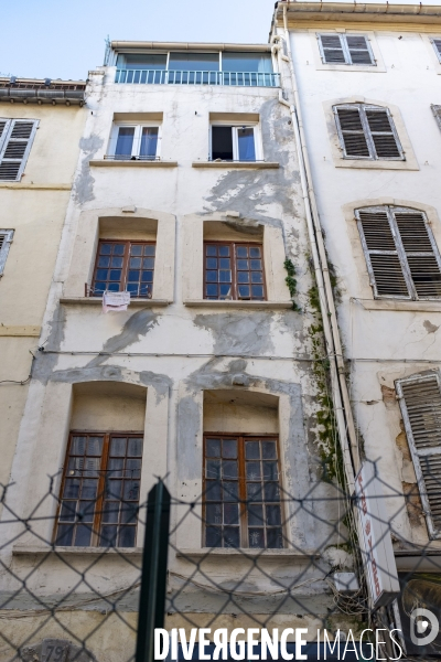 La rue d Aubagne à MArseille, 3 mois après le drame