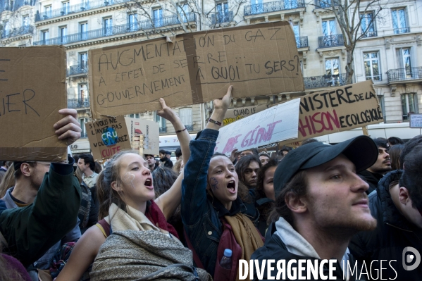 Manifestaion des lycéens ey des étudiants pour le climat