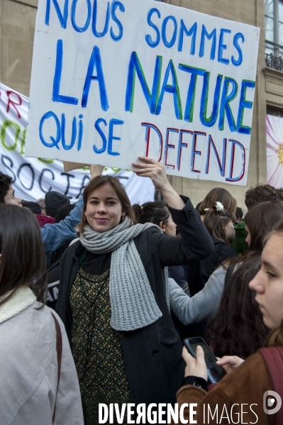 Manifestaion des lycéens ey des étudiants pour le climat