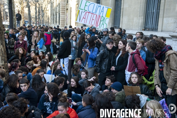 Manifestaion des lycéens ey des étudiants pour le climat