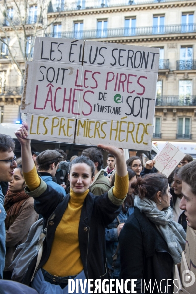 Manifestaion des lycéens ey des étudiants pour le climat
