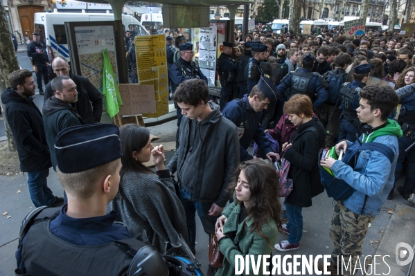 Manifestaion des lycéens ey des étudiants pour le climat