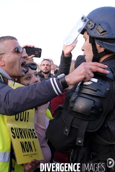 Gilets Jaunes Paris Acte 14. French yellow vests (Gilets jaunes) Protest Paris. .