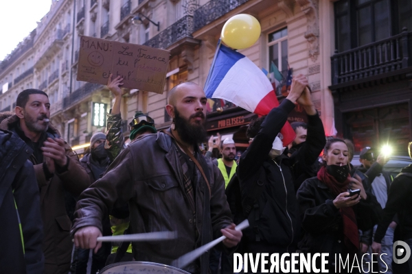 Gilets Jaunes Paris Acte 14. French yellow vests (Gilets jaunes) Protest Paris. .