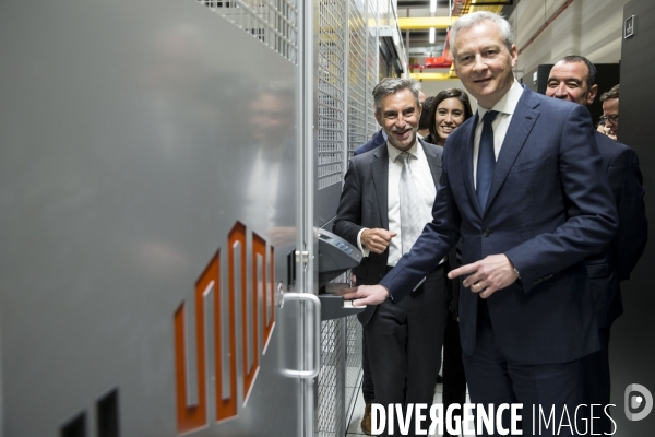 Bruno LE MAIRE inaugure le 8ème datacenter d  EQUINIX.