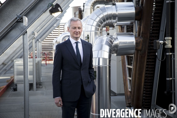Bruno LE MAIRE inaugure le 8ème datacenter d  EQUINIX.