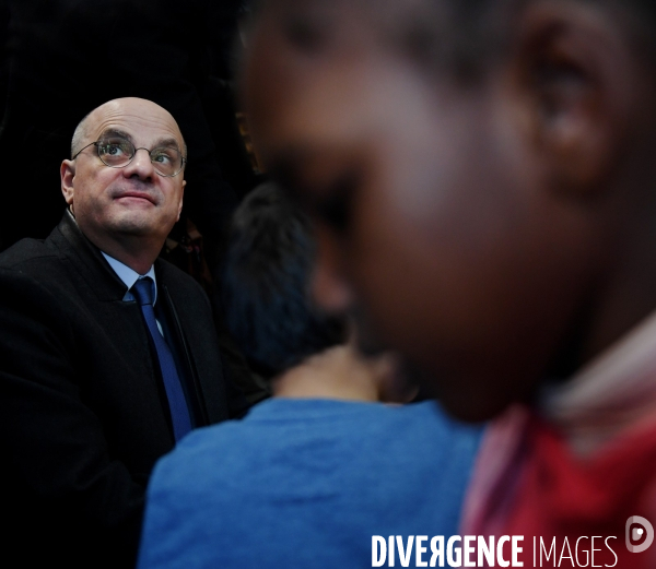 Déplacement de Jean Michel BLANQUER dans une école maternelle