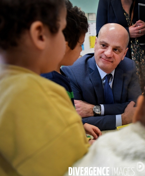 Déplacement de Jean Michel BLANQUER dans une école maternelle